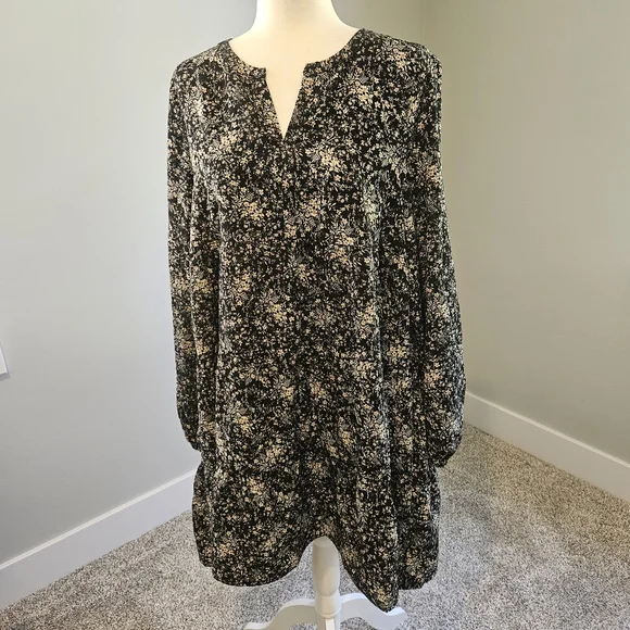 BOHO STYLE DRESS BLACK FLORAL MEDIUM - Picture 5 of 5